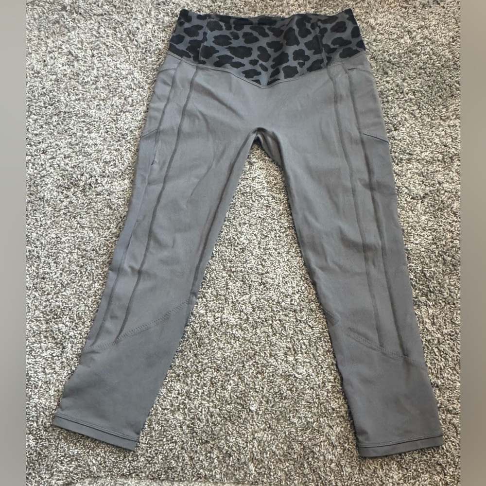 Lululemon Gray Leopard Print Leggings